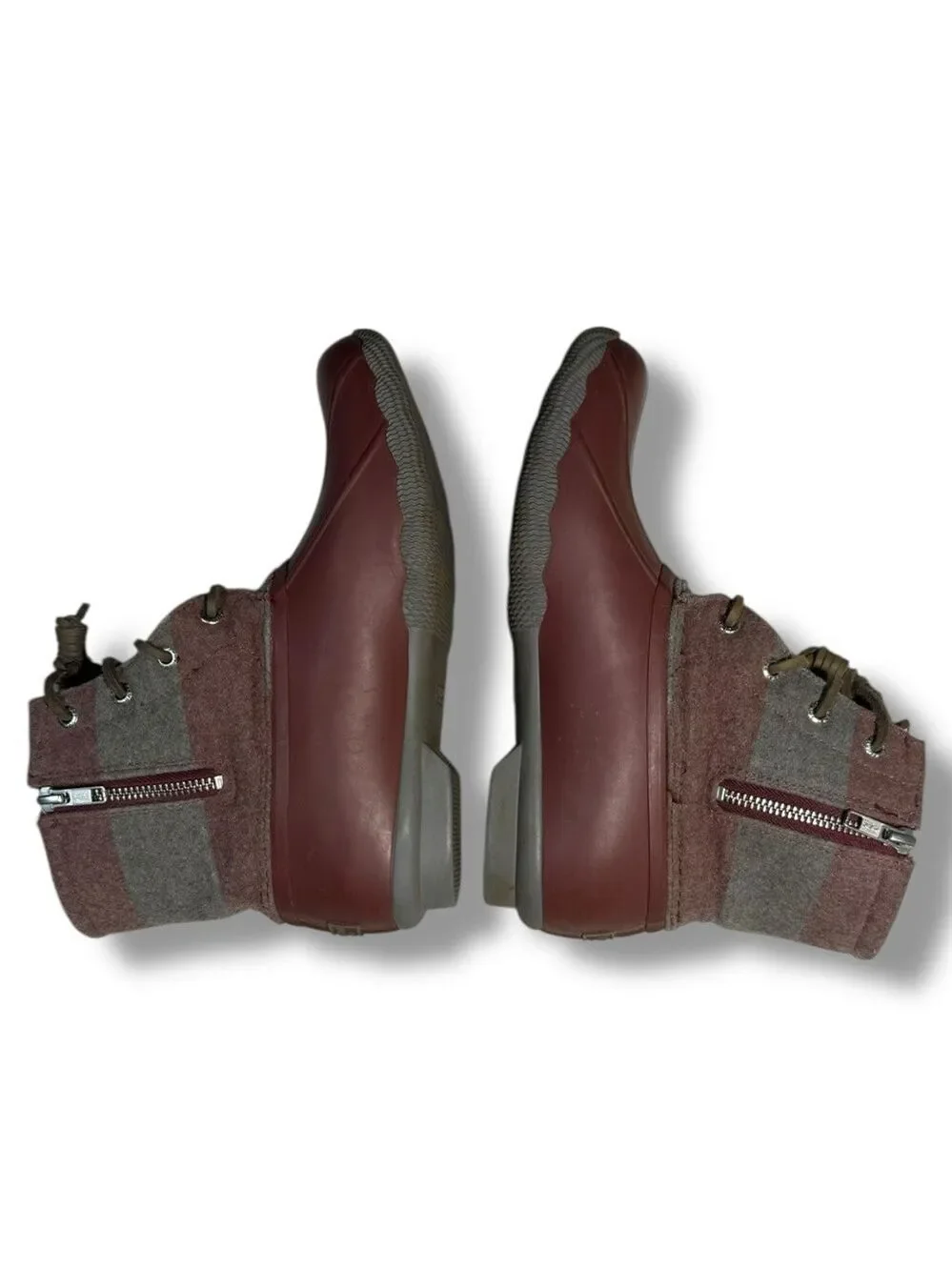 Sperry Women’s Saltwater Varsity Stripe Booties Maroon Grey Size 8